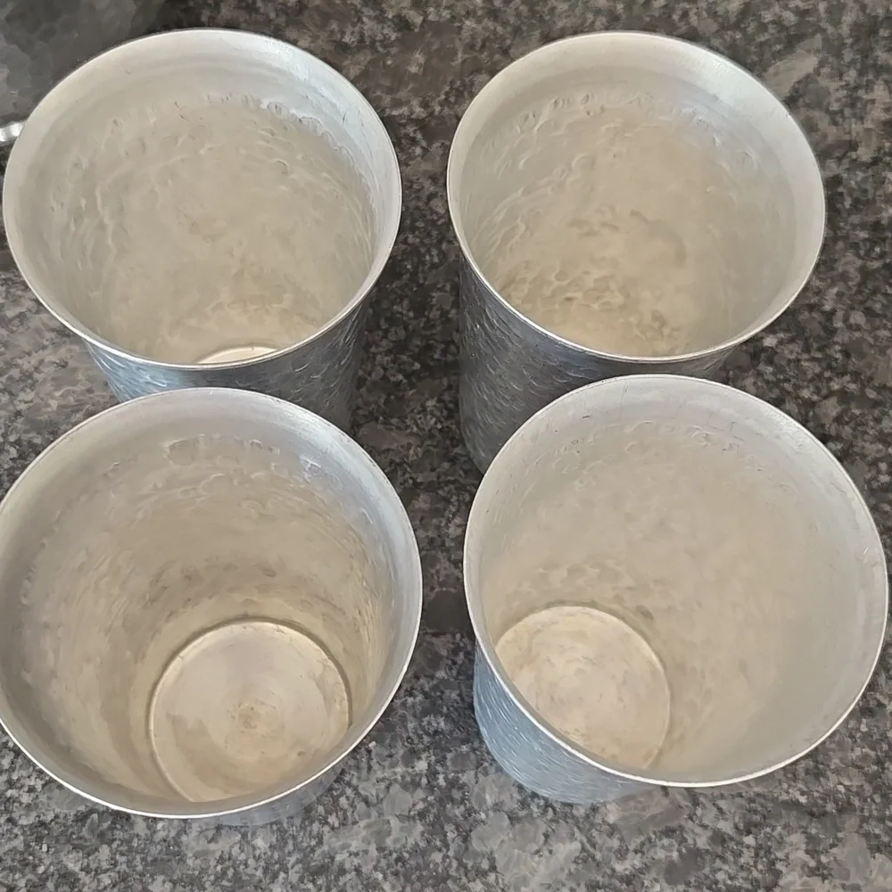 Vintage aluminum ice